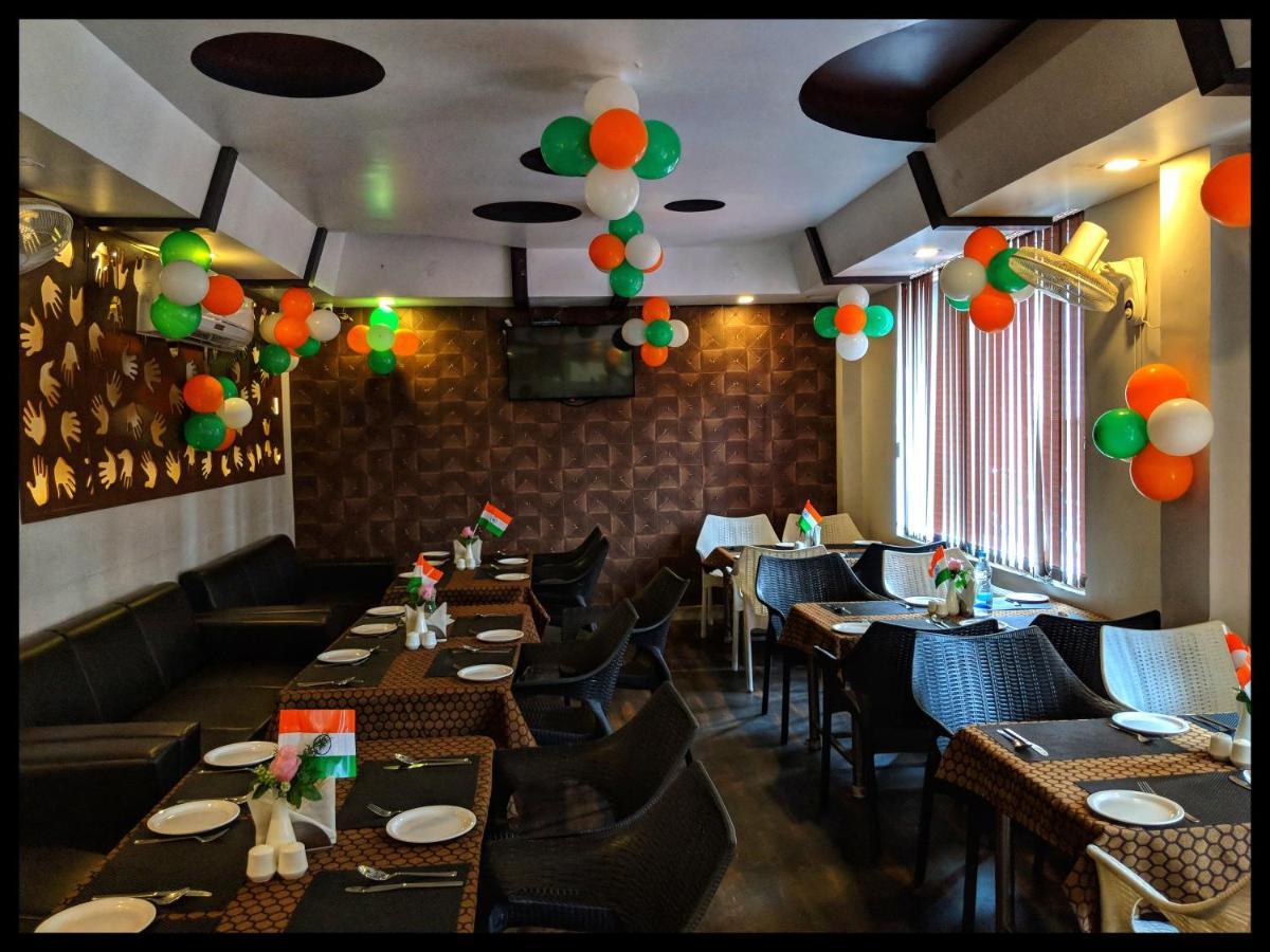 The Prestige Hotel & Convention Panposh Екстериор снимка